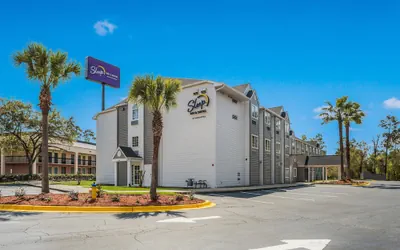 Photo 2 - Sleep Inn & Suites Tallahassee-Capitol