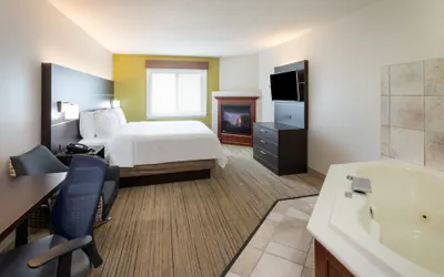 Photo 3 - Holiday Inn Express Hotel & Suites Downtown Minneapolis by IHG