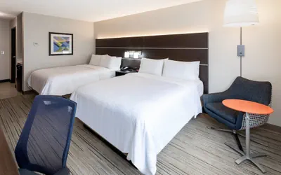 Photo 4 - Holiday Inn Express Hotel & Suites Downtown Minneapolis by IHG