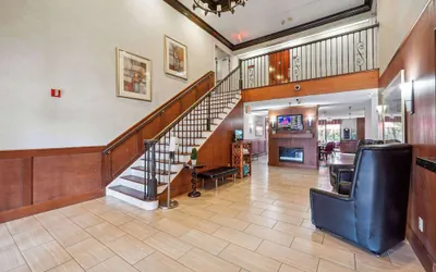 Photo 4 - Quality Inn & Suites Dawsonville