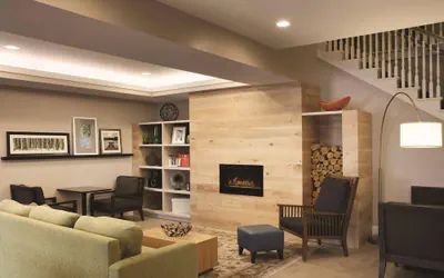 Photo 2 - Country Inn & Suites by Radisson, Atlanta Airport North, GA