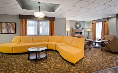 Photo 4 - Best Western Plus Coldwater Hotel