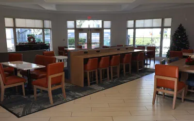 Photo 3 - La Quinta Inn & Suites by Wyndham Ocala