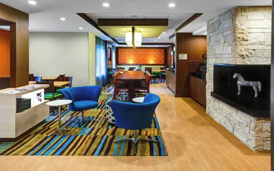 Photo 3 - Fairfield Inn & Suites by Marriott Atlanta Suwanee