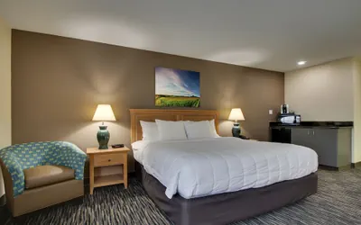 Photo 2 - EverSpring Inn & Suites