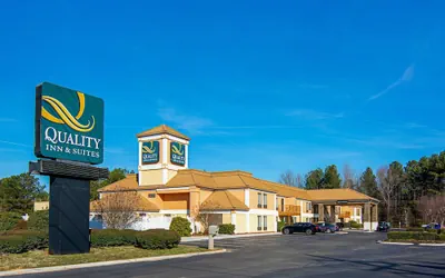 Photo 2 - Quality Inn & Suites Richburg I-77