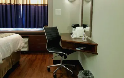 Photo 4 - Microtel Inn & Suites by Wyndham London