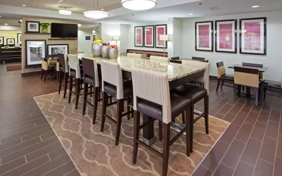 Photo 2 - Hampton Inn Dickson