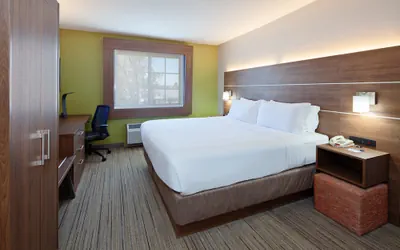 Photo 5 - Holiday Inn Express Hotel & Suites San Diego-Escondido by IHG