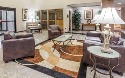Photo 3 - Wingate by Wyndham - Joliet