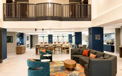 Photo 3 - La Quinta Inn & Suites by Wyndham Duluth/Atlanta