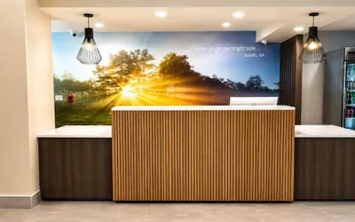 Photo 2 - La Quinta Inn & Suites by Wyndham Duluth/Atlanta
