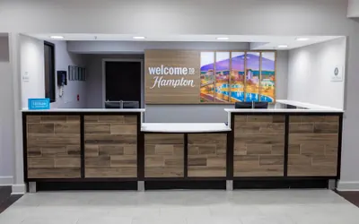 Photo 3 - Hampton Inn Madison Huntsville Airport