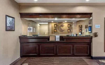 Photo 3 - Comfort Inn & Suites Warsaw near US-30