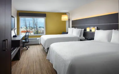 Photo 5 - Holiday Inn Express Suites Belmont by IHG