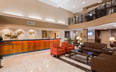 Photo 5 - Best Western Plus Ambassador Suites Venice
