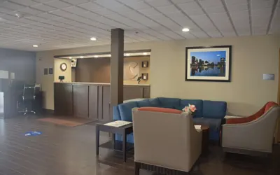 Photo 4 - Comfort Inn & Suites Maumee - Toledo (I80-90)