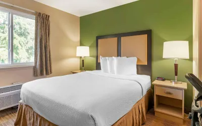 Photo 5 - Extended Stay America Suites Chicago Lombard Yorktown Center
