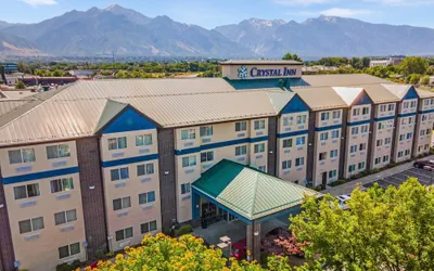 Photo 2 - Crystal Inn Hotel & Suites Midvalley