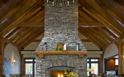 Photo 5 - Green Mountain Suites Hotel