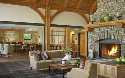 Photo 4 - Green Mountain Suites Hotel