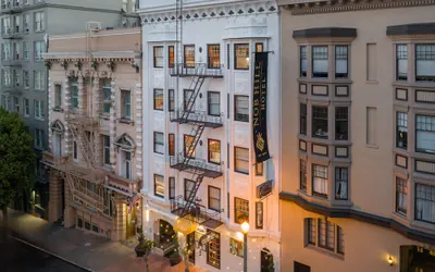 Photo 2 - Nob Hill Hotel