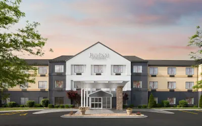 Photo 2 - Fairfield Inn by Marriott Fort Leonard Wood St. Robert