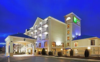 Photo 2 - Holiday Inn Express & Suites Asheville SW - Outlet Ctr Area by IHG