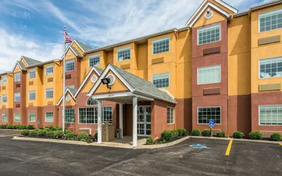 Photo 2 - Quality Inn Grove City - Columbus South