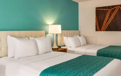 Photo 4 - Howard Johnson by Wyndham Ocean City Oceanfront