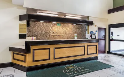 Photo 3 - Quality Inn & Suites Harvey - Chicago Southland