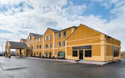 Quality Inn & Suites Harvey - Chicago Southland