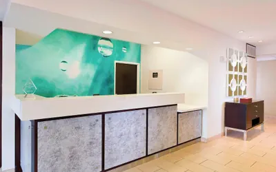 Photo 2 - SpringHill Suites Phoenix North