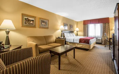 Photo 5 - Comfort Suites Wisconsin Dells Area