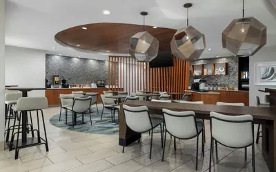 Photo 3 - SpringHill Suites Dallas Arlington North