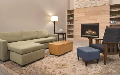 Photo 5 - Country Inn & Suites by Radisson, Waterloo, IA