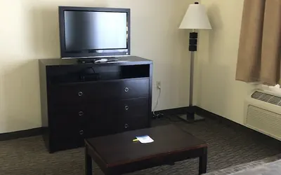 Photo 4 - Days Inn & Suites by Wyndham Page Lake Powell