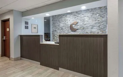 Photo 3 - Comfort Inn & Suites Liverpool - Syracuse