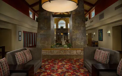 Photo 5 - Hampton Inn & Suites Phoenix/Scottsdale