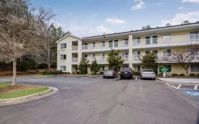 Suburban Studios Winston Salem-University Parkway