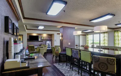 Photo 4 - Hampton Inn Salina