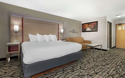 Photo 5 - Best Western Plus Albert Lea I-90/I-35 Hotel