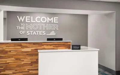 Photo 3 - Hampton Inn Roanoke/Hollins - I-81