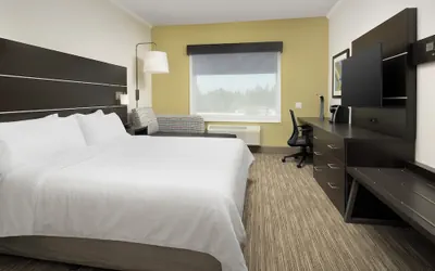 Photo 5 - Holiday Inn Express Hotel & Suites Puyallup (Tacoma Area) by IHG