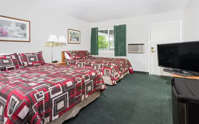 Photo 4 - Travelodge by Wyndham Grants Pass