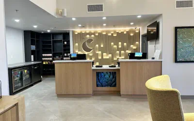 Photo 3 - Comfort Suites At Tucson Mall