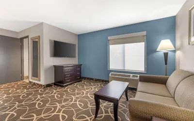 Photo 5 - Best Western Plus Eau Claire Conference Center