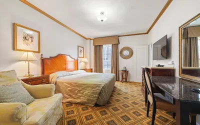 Photo 2 - Embassy Hotel