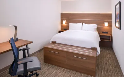 Photo 3 - Holiday Inn Express Glenwood Springs by IHG