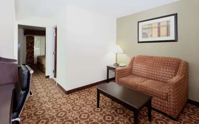 Photo 4 - Super 8 by Wyndham Decatur/Dntn/Atlanta Area